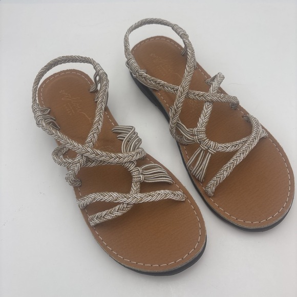 Vineyard Vines Flow Shoes - Vineyard Vines Flow Womens 10 Beige Braid/Knot Straps Handmade Comfort Sandals